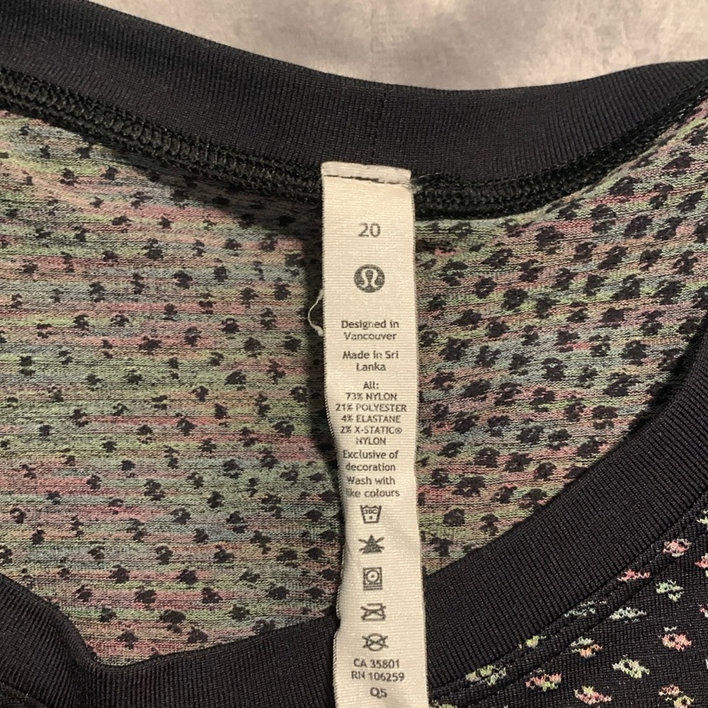 Lululemon workout too